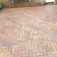 Exploring the Benefits of Block Paving for Your Outdoor Spaces